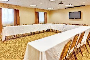 holiday inn express hotel and suites byram by ihg