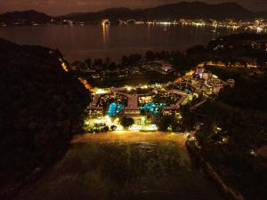 phuket marriott resort and spa merlin beach