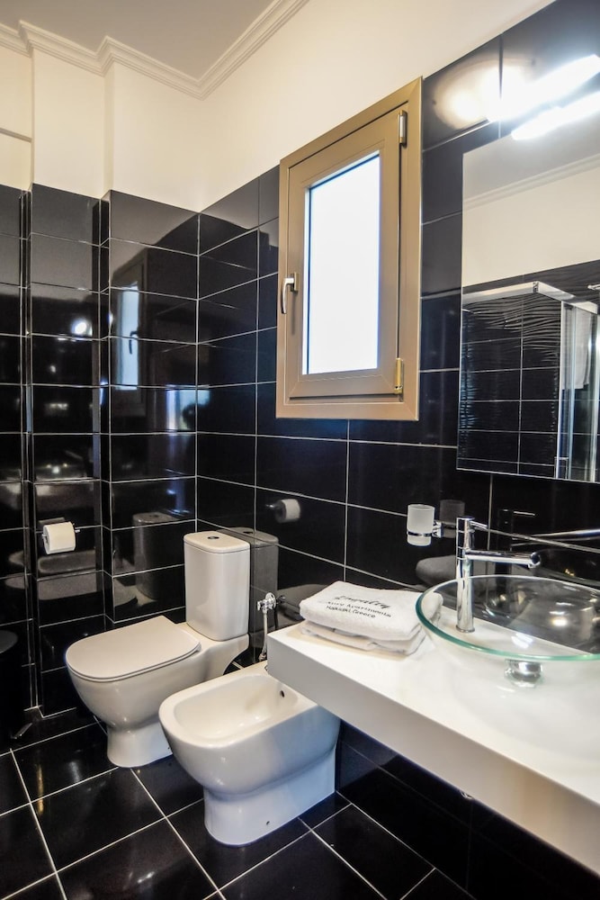 royalty suites loft