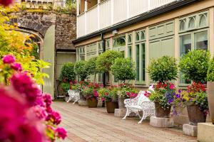 step house hotel