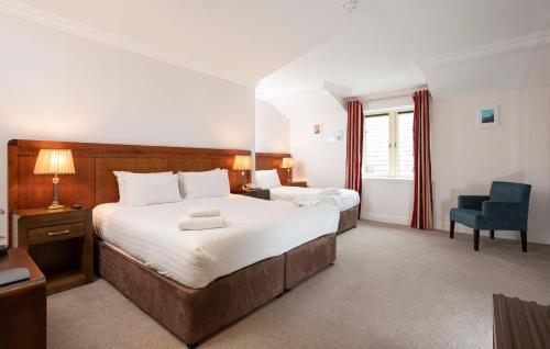 schull harbour hotel