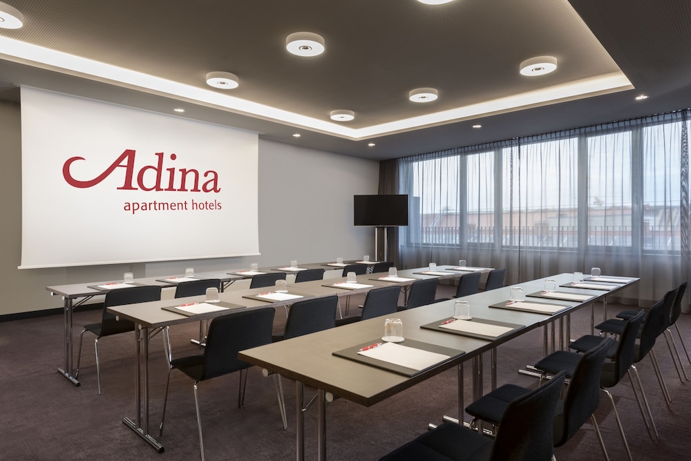 adina apartment hotel nuremberg