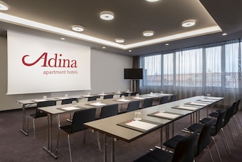 adina apartment hotel nuremberg