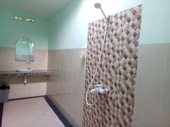 krisna bungalows and restaurant