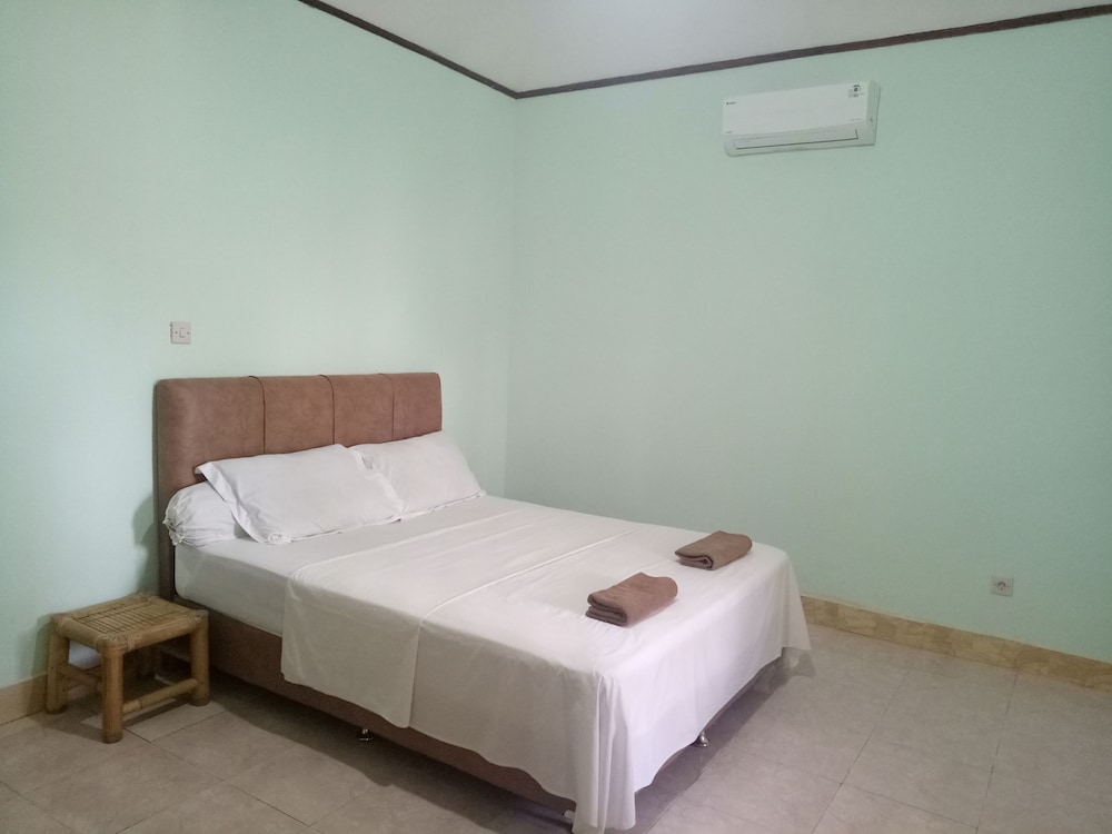 krisna bungalows and restaurant