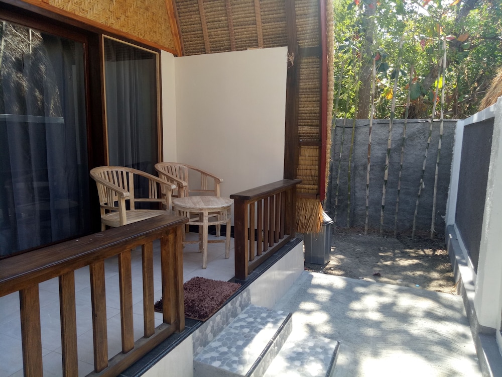 krisna bungalows and restaurant