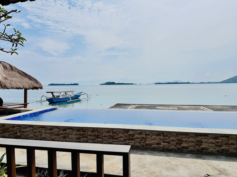 krisna bungalows and restaurant