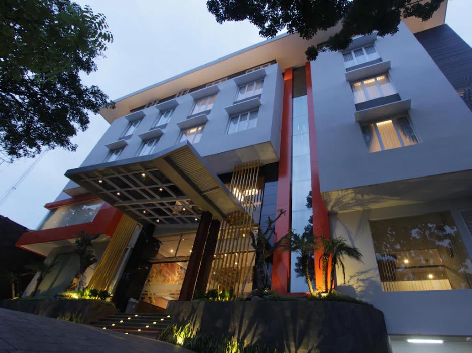 ardan hotel