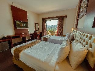 spencer green hotel