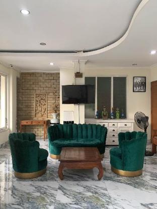 collection o jalan malioboro near lempuyangan station formerly hotel vala