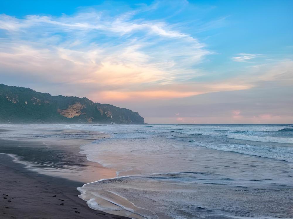 collection o jalan malioboro near lempuyangan station formerly hotel vala