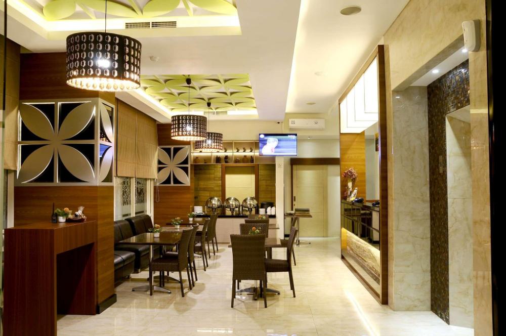 biz boulevard hotel