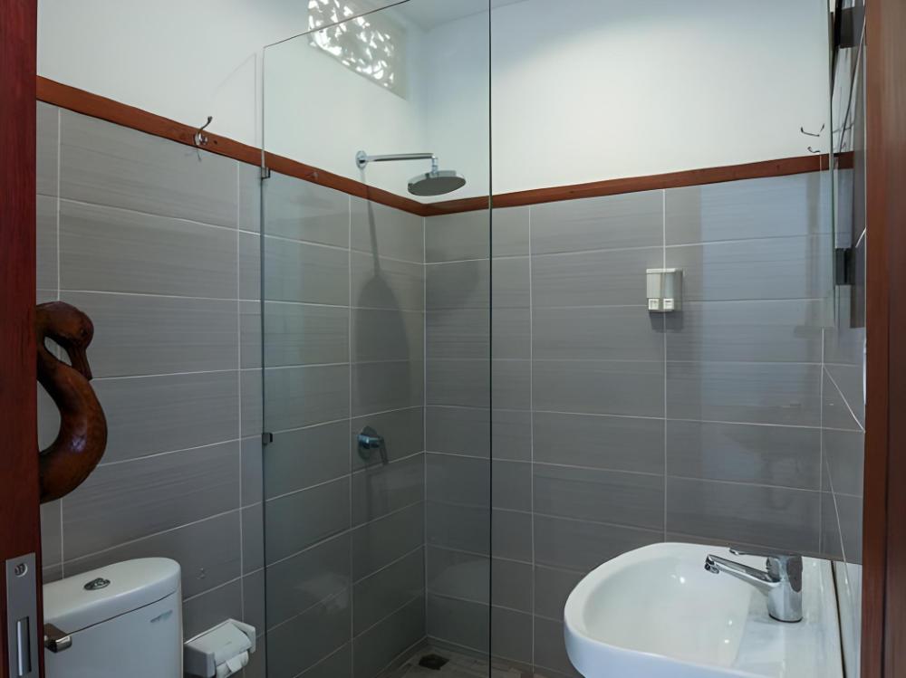 dewi villa padangbai hotel