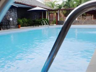 the priangan hotel i yos sudarso