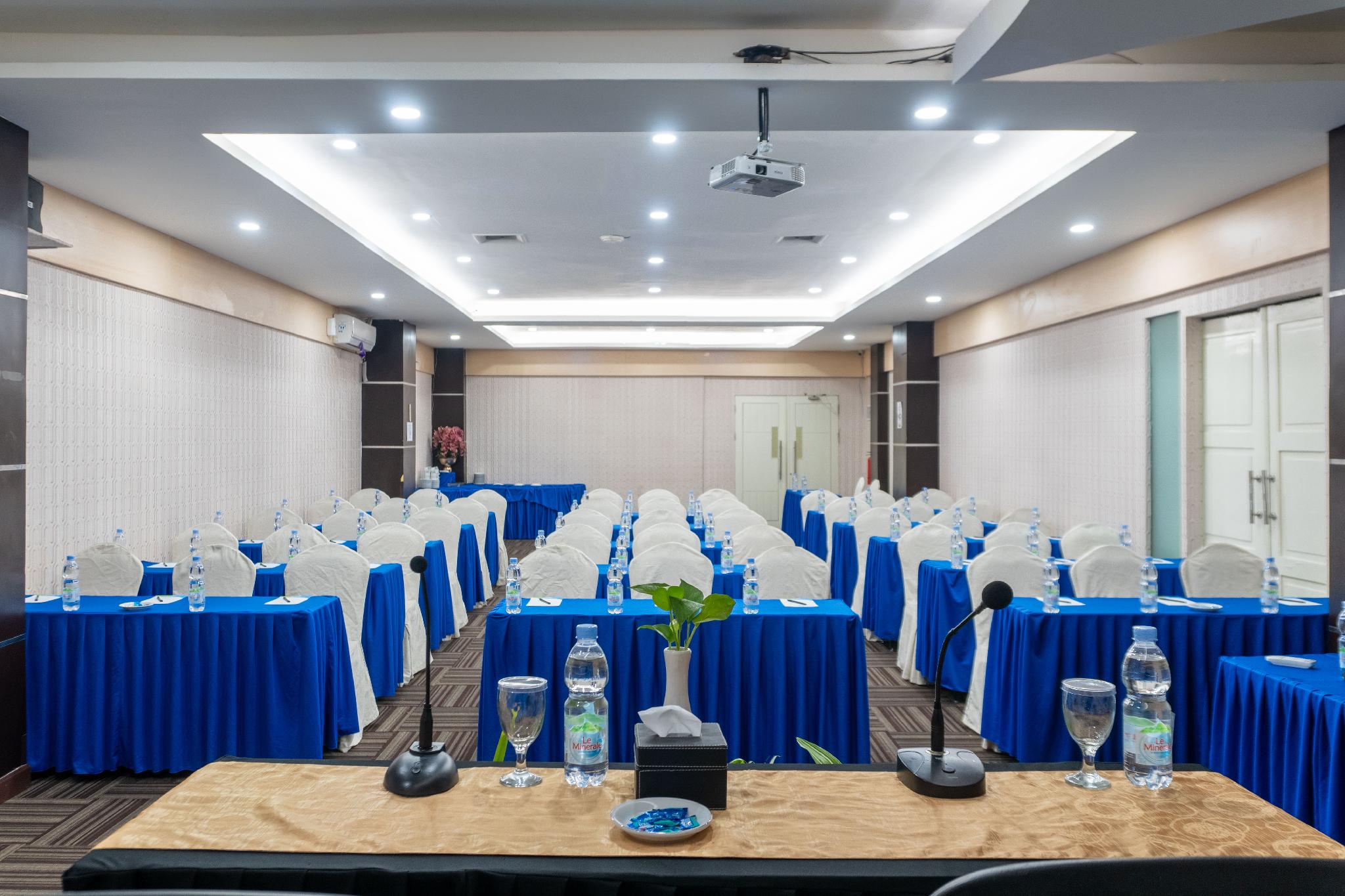 muara hotel and mall ternate