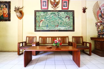 Gora Beach Inn,Kuta>>Bali,3 star