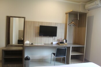 grand senggigi hotel