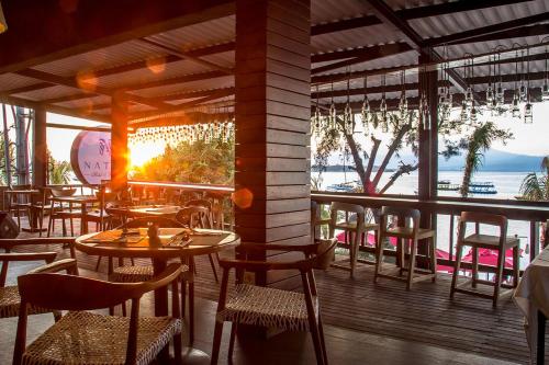 natya hotel gili trawangan