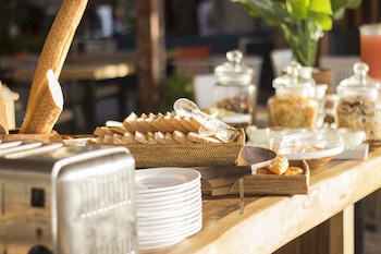 natya hotel gili trawangan