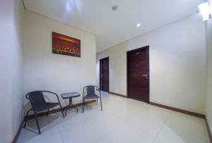 budget hotel ambon