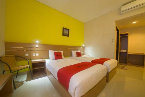 budget hotel ambon
