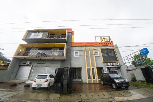 budget hotel ambon