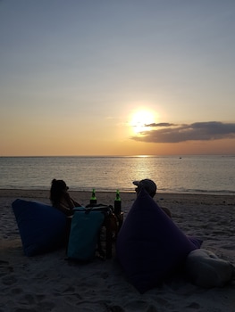 puri nusa beach hotel