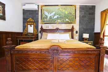 puri nusa beach hotel