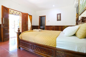 puri nusa beach hotel