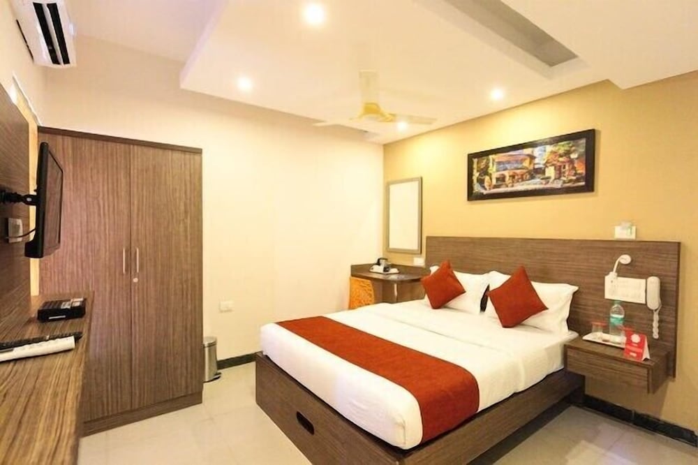 hotel orange inn manapakkam chennai