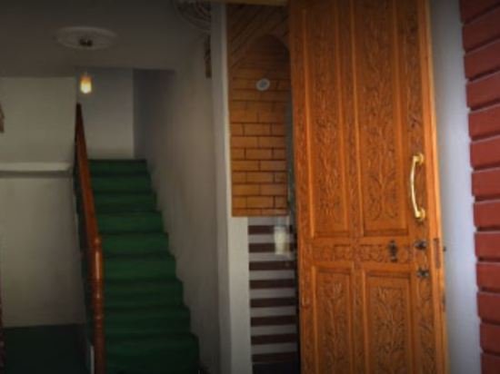 hotel al azizia