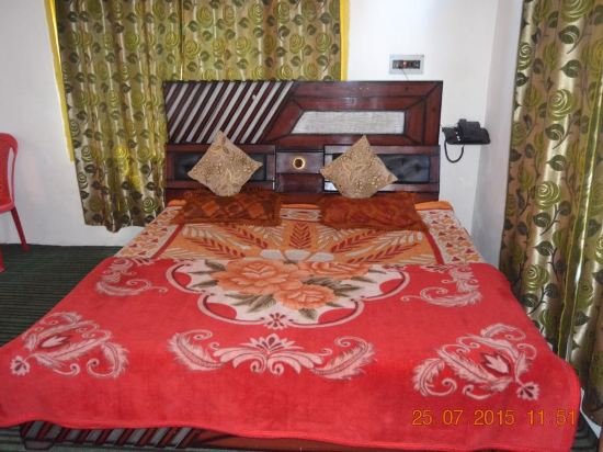 hotel al azizia