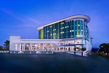 ck tanjungpinang hotel and convention centre