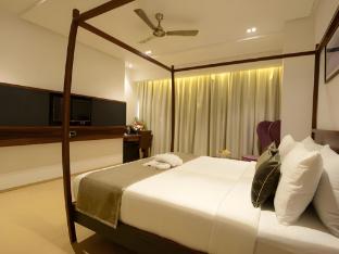 hotel maple ivy
