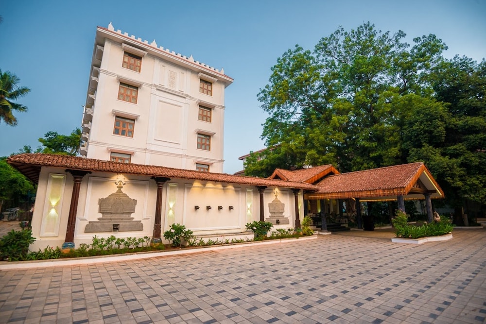 svatma a luxury heritage resort