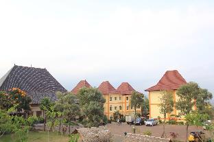 ciptaningati hotel