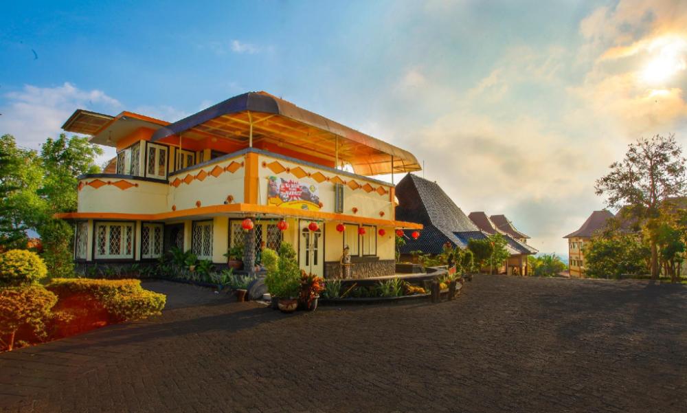 ciptaningati hotel