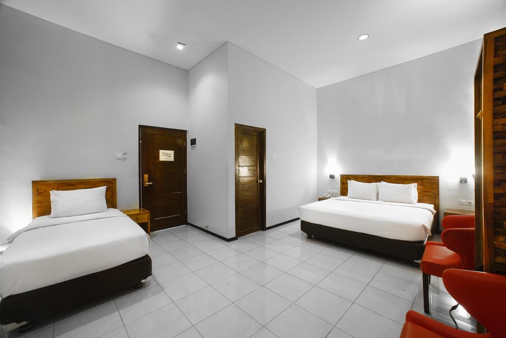 Ciptaningati Hotel,Malang>>Batu,3 star