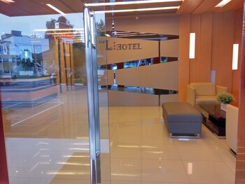 the l hotel entertainment