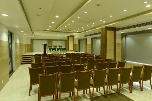 mayas kem pride hotel