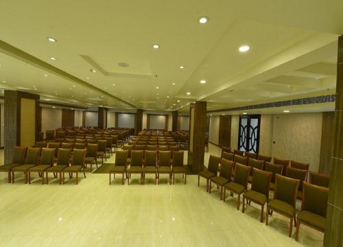 mayas kem pride hotel