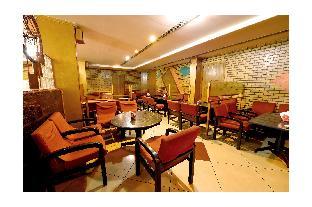 mayas kem pride hotel