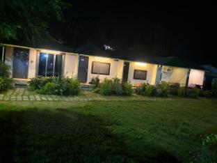 royal garden retreat