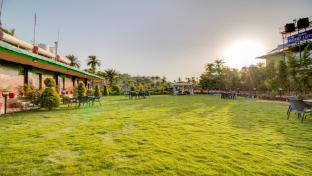 royal garden retreat