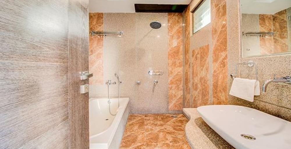 royal garden retreat