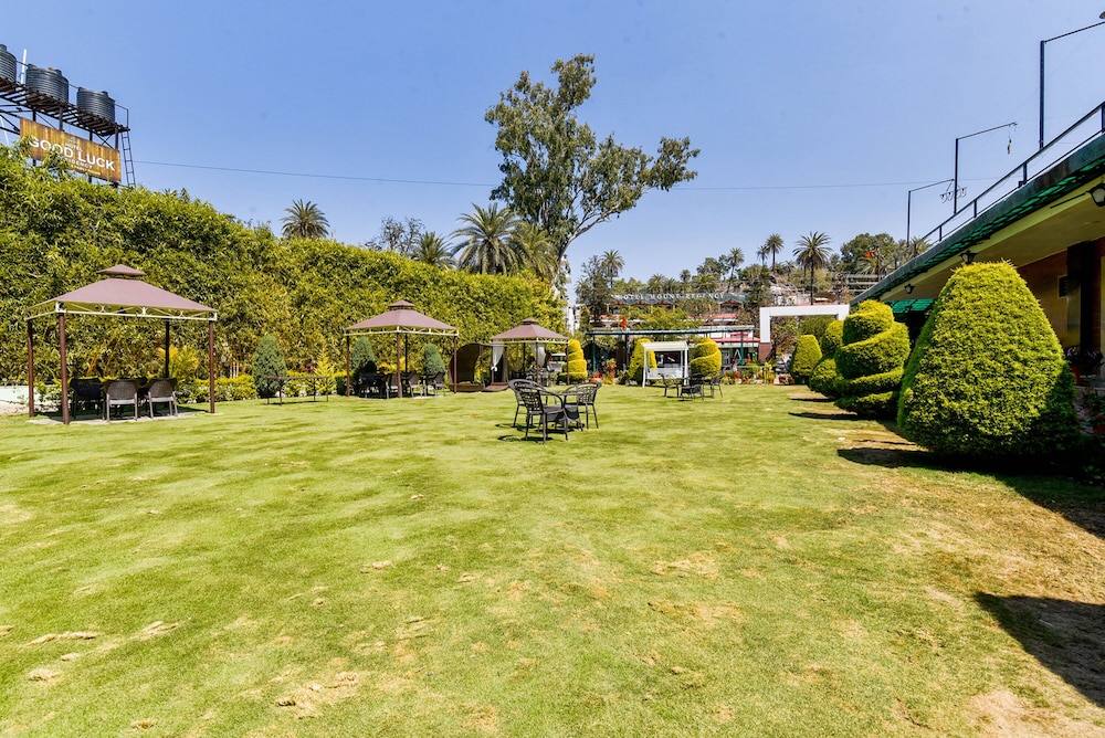 royal garden retreat