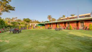 royal garden retreat