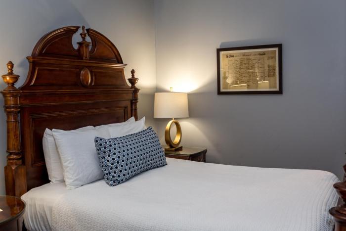 east bay inn historic inns of savannah collection