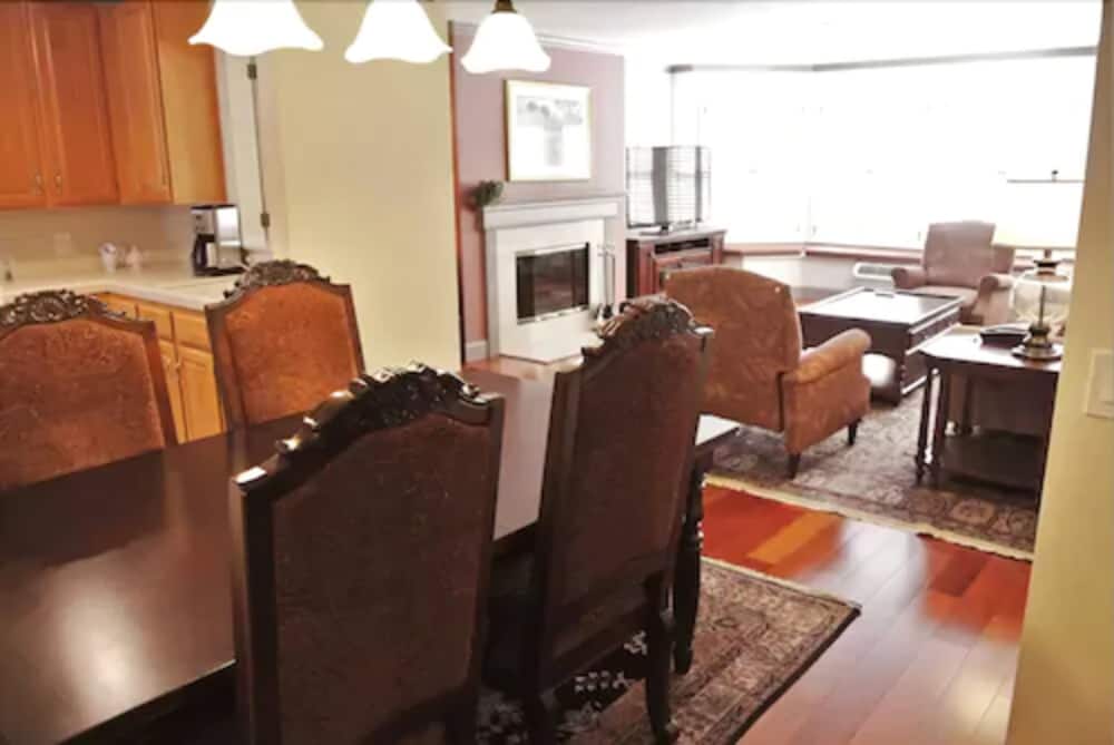 cow hollow inn and suites