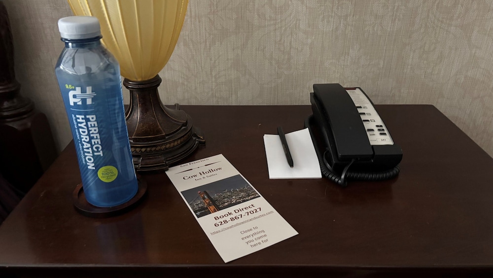 cow hollow inn and suites